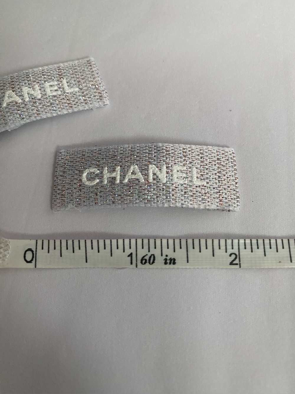 CHANEL Ribbon Silver Snap Hair Clips - Picture 4 of 4